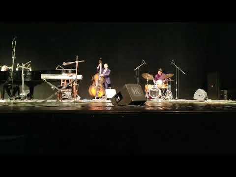 The Rafael Petrossian Quartet - A Night In Tunisia By Dizzy Gillespie