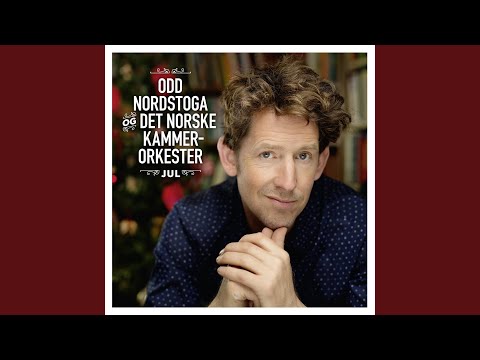 Fire Roser Uti Snøen - Odd Nordstoga