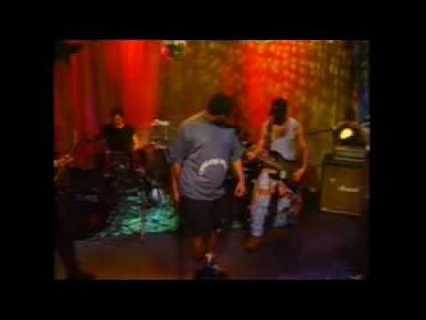 Charles' Angels "Minha Mina" no programa Romance MTV em 1995