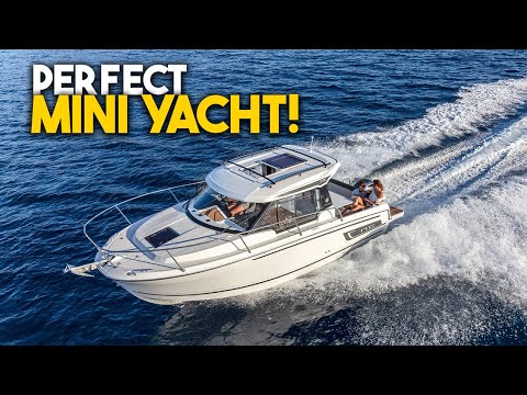 A MINI YACHT YOU CAN LIVE ON!