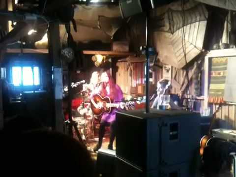 Ida jenshus - For the Nation Brenneriet, Veiholmen juli 2010