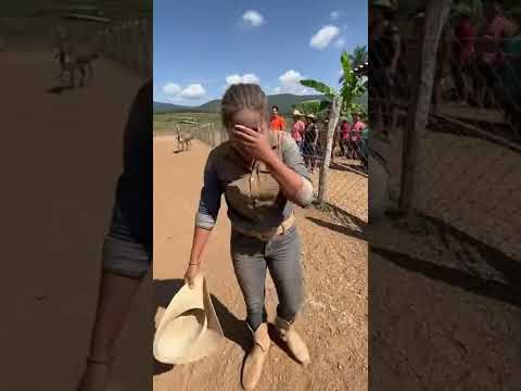 cuando saves que o puedes controlar un burro😂🤣 #funny  #humor  #comedy  #challenge