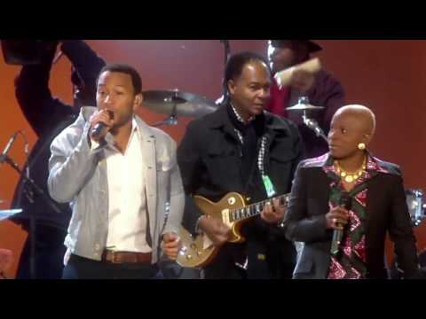 Angélique Kidjo & John Legend - Move On Up (2010 FIFA World Cup™ Kick-off Concert)