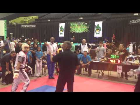 Joe Fife vs Landon Reynolds