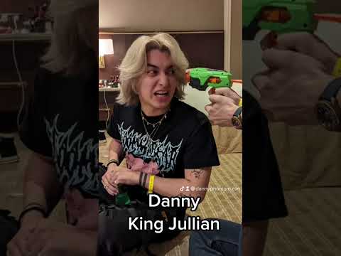 "Every Friend Group Has  King Julian, Mort, and Maurice" - ft. Birlap and WholeWheatPete