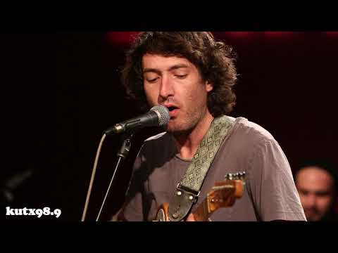 Mikal Cronin - Shelter (Live in KUTX Studio 1A)