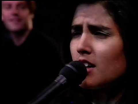 Tanita Tikaram - World Outside Your Window (Live 1989)