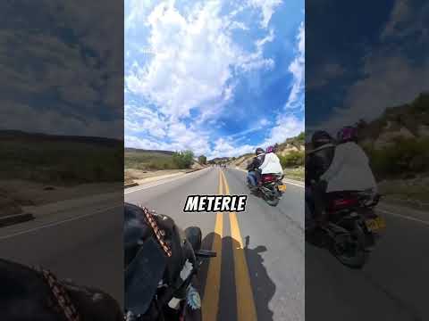 creyo que lo coqueteaba ciando hiba en su moto..#motos #motos #carrera