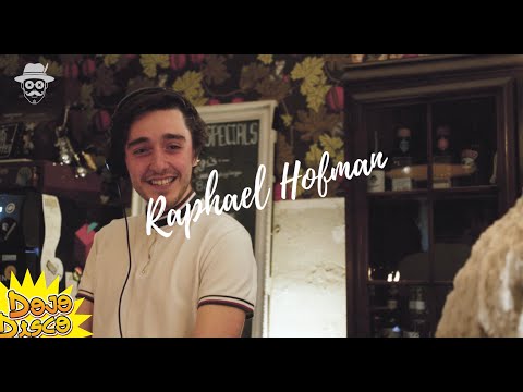 Raphael Hofman at Drunter & Drüber Festival | Banausen Collective Floor