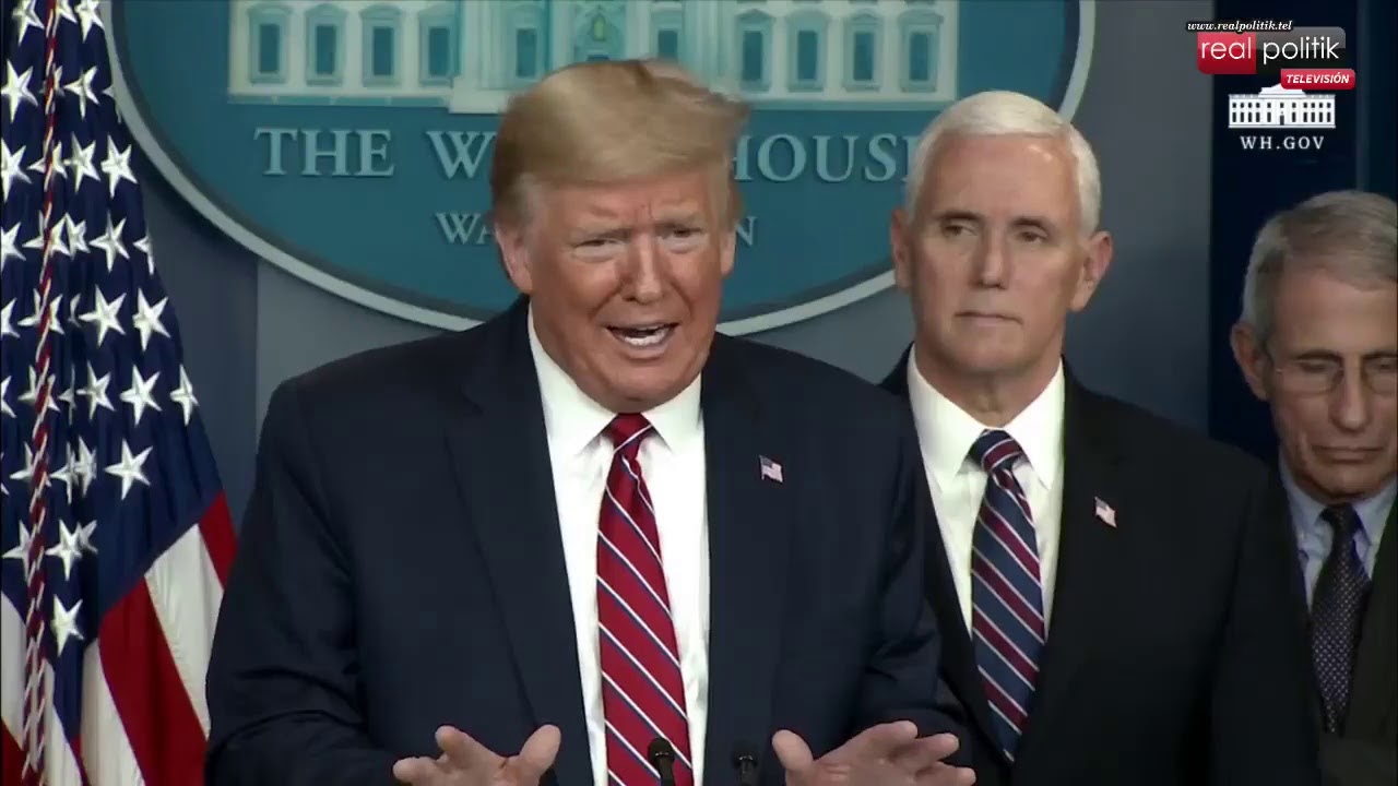 Miembros de la fuerza de Estados Unidos realizan una rueda de prensa por el Coronavirus