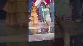 Download lagu giliran zahra nih yang berjoget manjah mp3