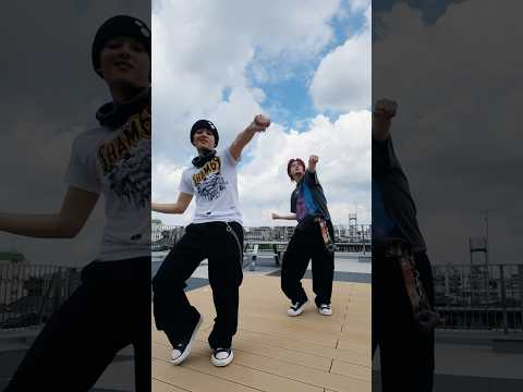 won't apologize once we're in our zone.."Young & Reckless" out 8.29 ✨🍎✨#ONEOREIGHT #1OR8 #YnR