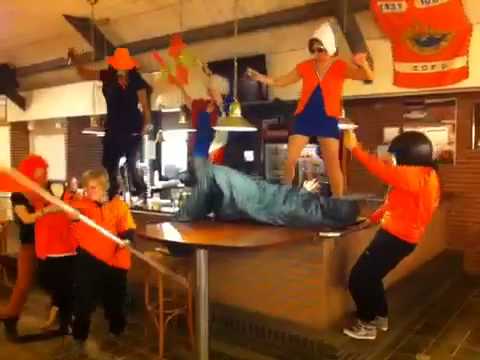 Dames ZCFC doen de Harlem Shake!!