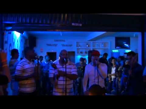 Sonando el Tambor - Orq Clandeskina. JJavier Salsa En VIVO