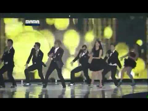Kim hyun Joong & Suzy @Singapore MAMA 2011