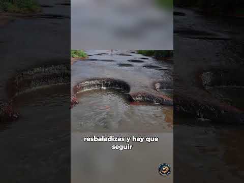 ¿Sabías que en Colombia hay una quebrada con jacuzzis naturales? 😱🇨🇴