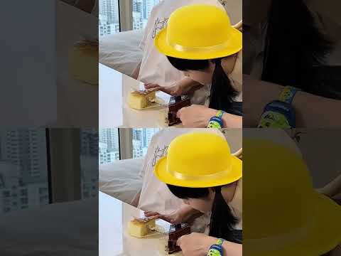 #cake #food #foodie #latteart #bts #duet #gamekhelkarpesekesekamaye #june26th #emojicat #smartphone