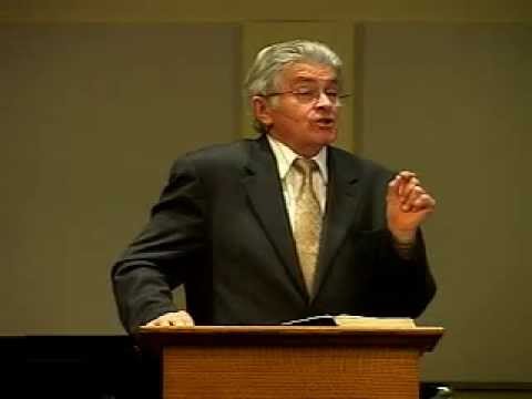 Dva Evandjelja U Zavrsnom Sukobu - Lune Randjelovic