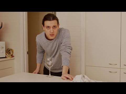 how to shatter a wine glass with your voice