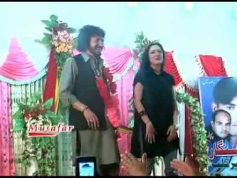 Zamunga Malangi Da...... Sahar Malak and Sumbal New Stage Dance