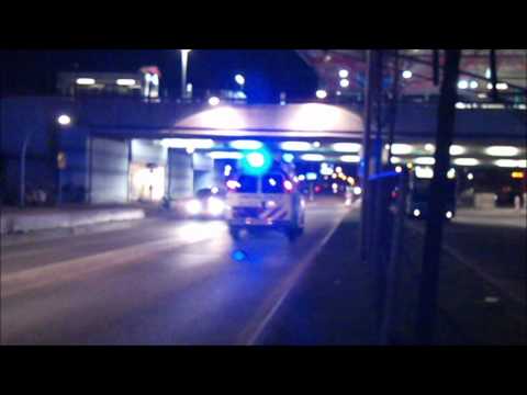 Ambulance 25-122 met spoed naar onbekende melding