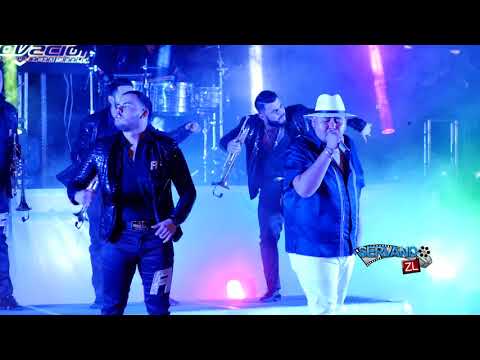 Banda Renovacion Ft. Jesus Chairez - Como Un Lobo En La Ciudad (En Vivo 2017)