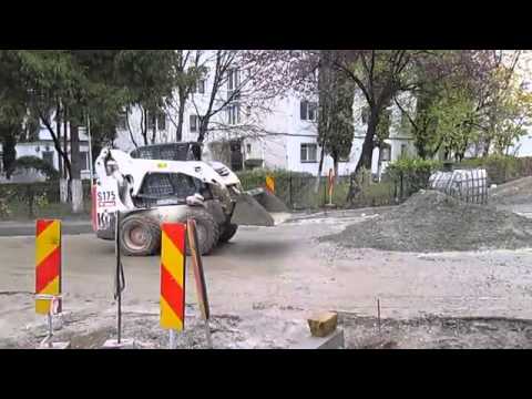 Dorel, spectacol cu excavatorul pe santier - www.TimeTV.ro