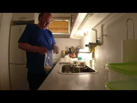 MongoTV_9279 - LIDL - IRMA - Tankstation Haule 336 Kroner - COLA-BRØD-TOMAT-KØDBOLLER I RIS OG KARRY