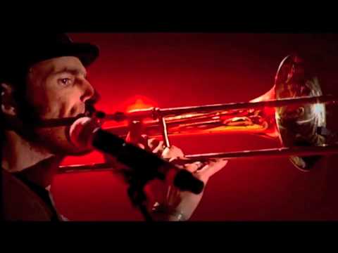 ZEBRA  "Proud Mary" Live @ Francofolies 2010