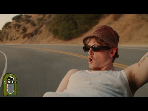 Pertinence - Bobby Boucher (ADAM SANDLER) - Official Visualizer