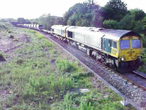6E53 on the single track "down" line at Heaton Lodge 15th June 2018
