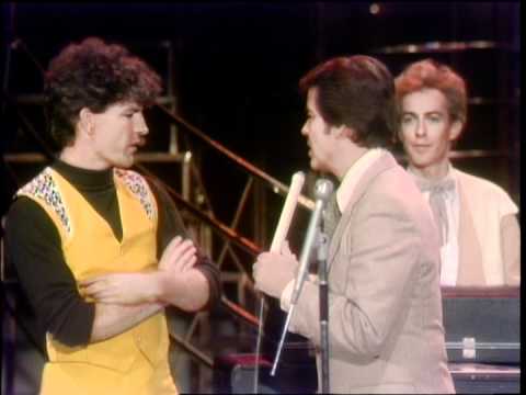Dick Clark Interviews Split Enz - American Bandstand 1981