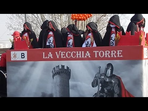 La Vecchia Torre carro da getto - Carnevale Ivrea 2015