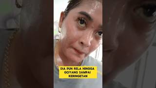 Download lagu funny moment when for the sake of her husband, the mother dances until she sweats ‼️‼️ #funny #la... mp3