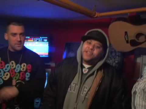 Hollee Smokez Feat Willie Hayez & Scram Jones - Man Up