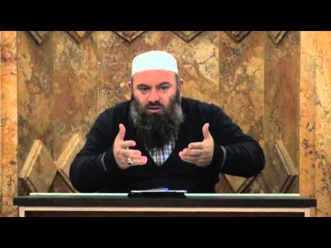 7. Muslimani Efektiv - Hoxhë Bekir Halimi