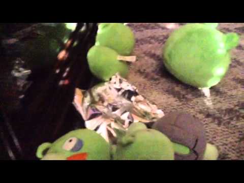 Angry birds toons plush episode 33 night of the living pork