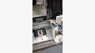 Fresadora de metal Bridgeport Interact 412 a venda - Imagem 4 | Machineryline BR Fresadora de metal Bridgeport Interact 412 | Imagem 4 - Machineryline