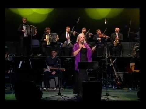 Merima Njegomir - Vetar njise lipu staru, Live