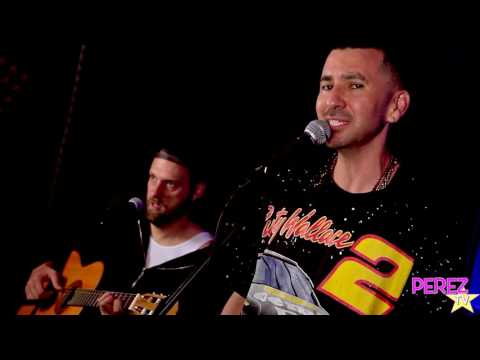 EXCLUSIVE! Benny Cassette Entertains — While Trashing Twitter, Instagram, & Snapchat — With LIVE Rendition Of Entertain Us!