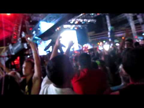 Laidback Luke - Pursuit of Happiness (Steve Aoki Remix) - EDC Vegas 2012