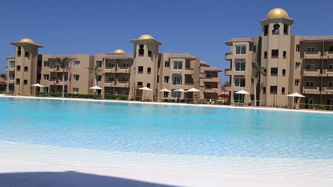 Green Lagoons Video