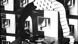 Emmanuelle - L&#39;Uomo D&#39;Affari - DEEWEE 015