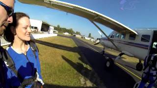 Brittany O'Neill's Tandem skydive!