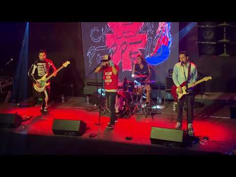 Mellowship Slinky in B Major - Tributo a Red Hot Chili Peppers