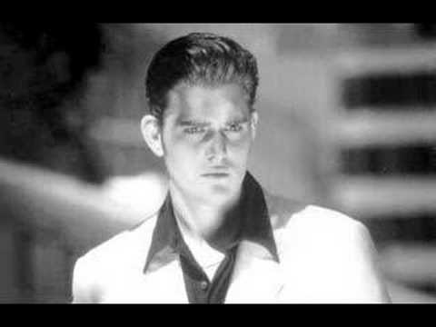 download lagu mp3 mp4 Michael Buble Surrender, download lagu Michael Buble Surrender gratis, unduh video klip Michael Buble Surrender