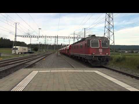 Re 6/6 11603 mit Pfiff in Hendschiken 30.7.2012