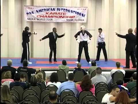Alex Lane vs Leo Valdivia 2006 Pan American Internationals Karate Tournament