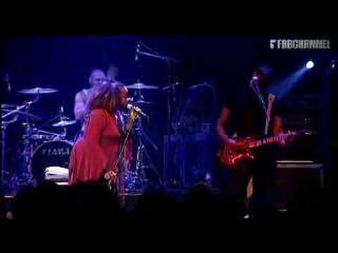 Family Stand - Sweet Liberation (live at Paradiso)