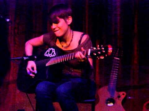 Kaki King 4. Song with her trumpet player and 5. Her closing song Evanston Space Chicago 6-28-11.AVI